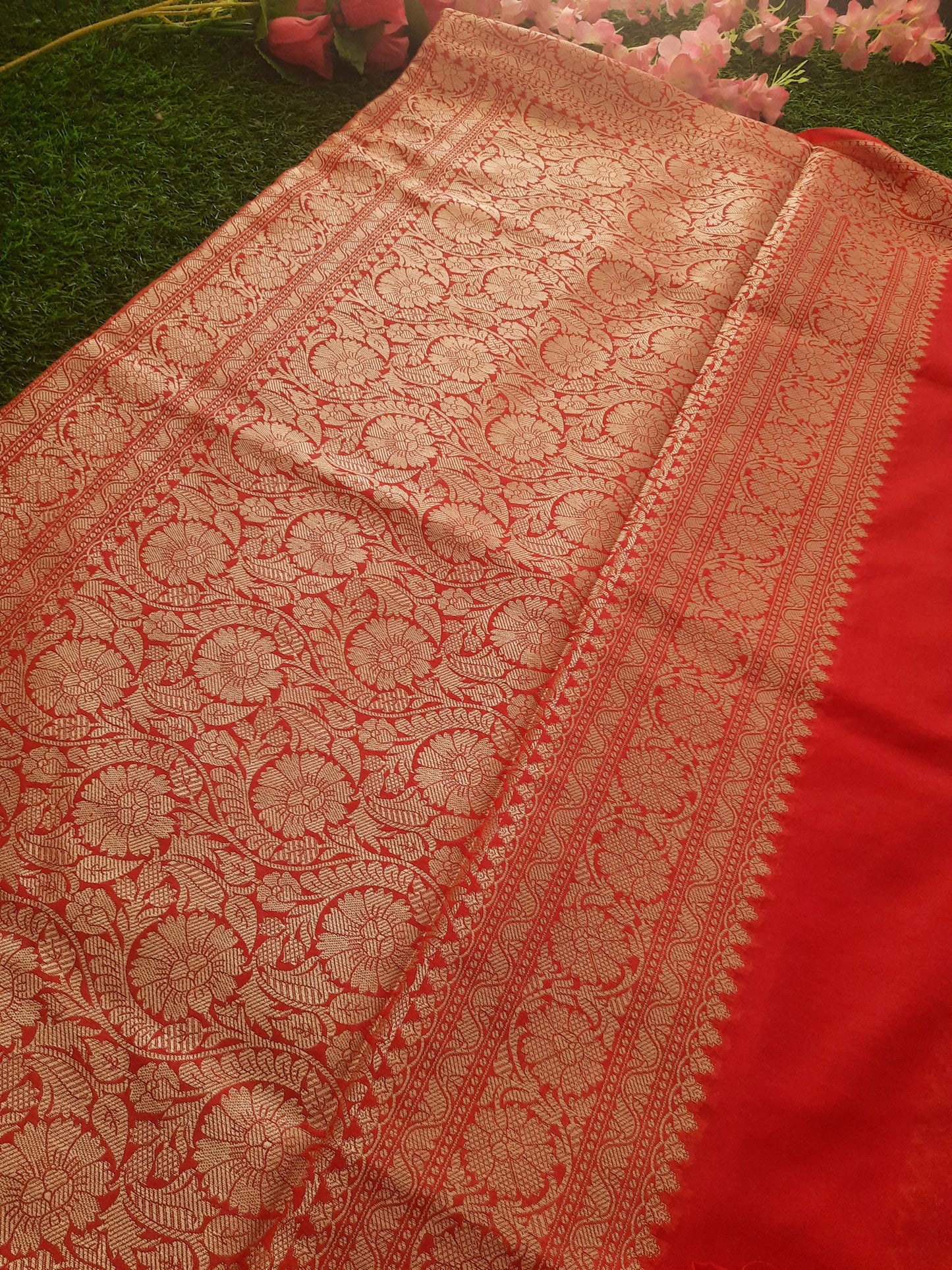 Banarasi art silk saree with jaal work– Red