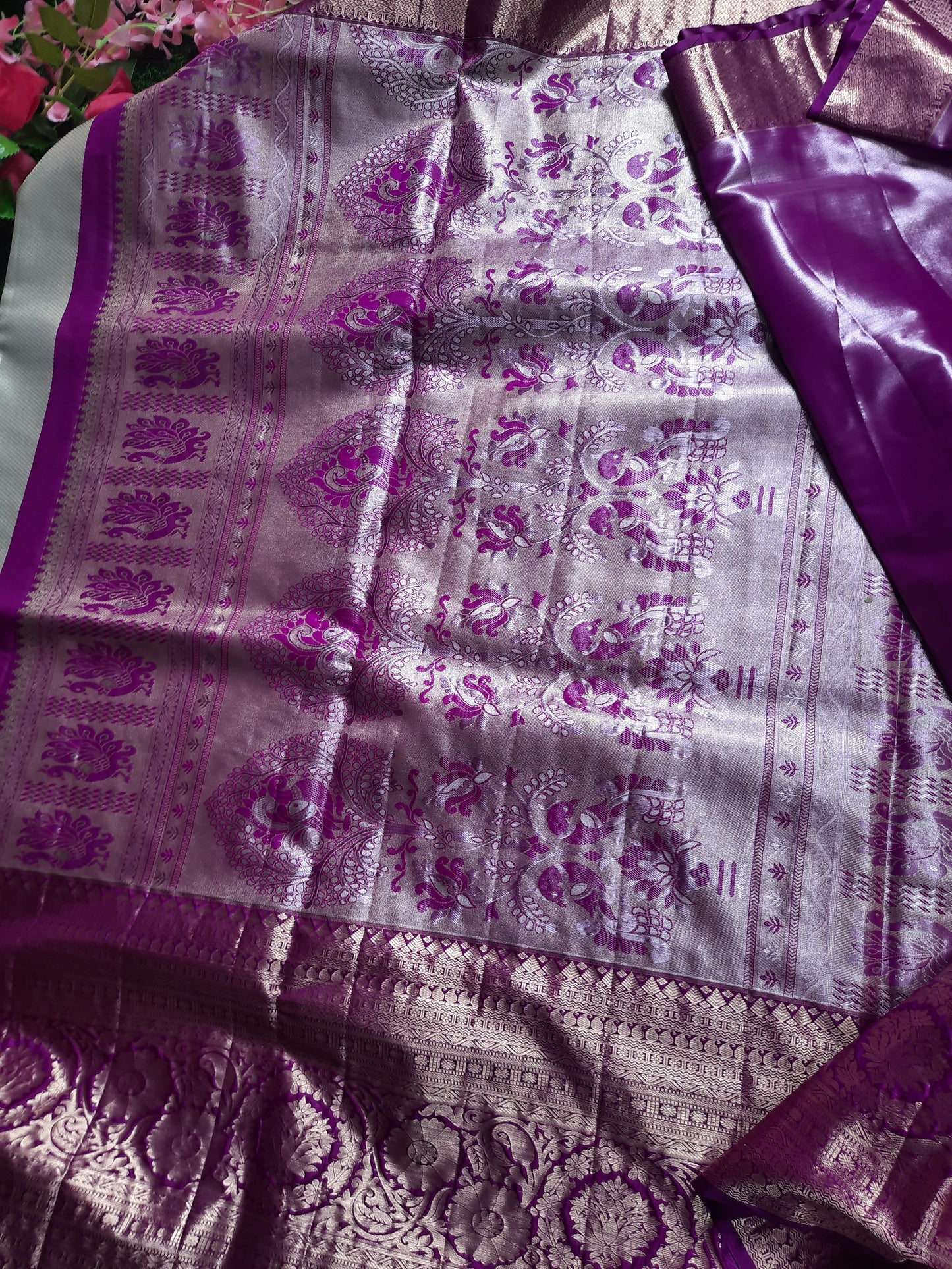 Semi silk Kanchi  sarees - Offwhite and Majenta